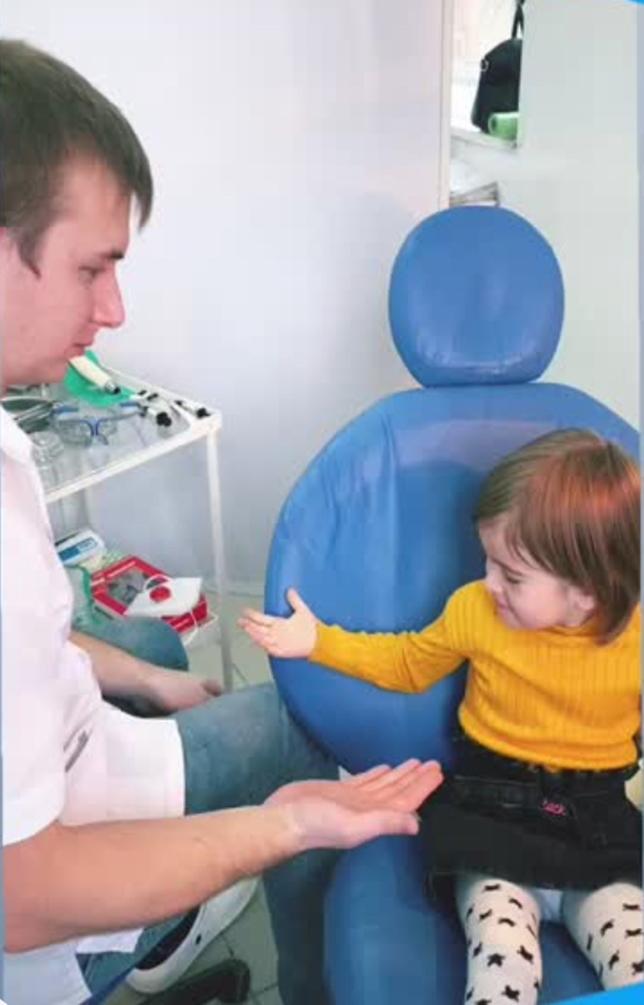 Стоматолог Грабовской врачебной амбулатории  Бахтиев Юсеф Асиятович для тревожных пациентов на своем приеме советует следующее: